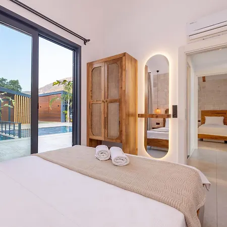 Rota Kilidonia Suites&villas * Karaoz