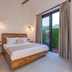 Hotel Rota Kilidonia Suites&villas *