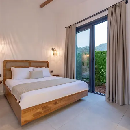 ホテル Rota Kilidonia Suites&villas *