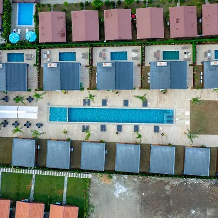 Rota Kilidonia Suites&villas كاراوز