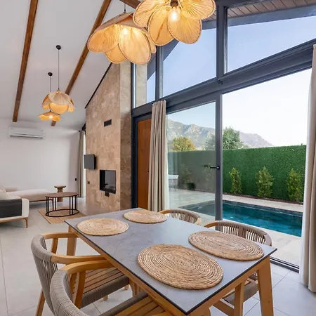 Rota Kilidonia Suites&villas Отель Караоз